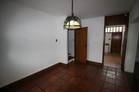Casa para alugar com 360m², 3 quartos e 2 vagas Casa para alugar com 360m², 3 quartos e 2 vagasSala