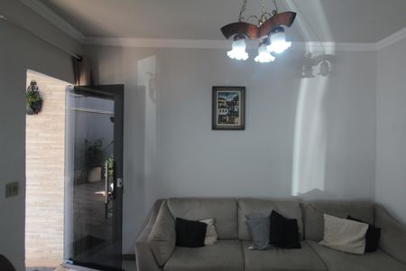 Casa à venda com 196m², 5 quartos e 5 vagasSala de Estar