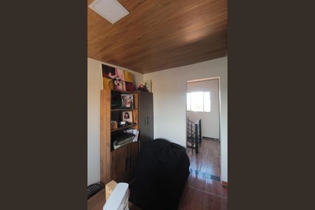 Casa à venda com 196m², 5 quartos e 5 vagasQuarto 3