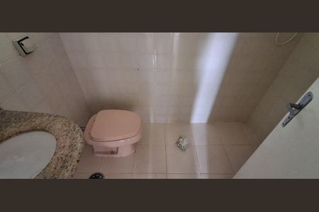 Apartamento à venda com 79m², 2 quartos e 2 vagasBanheiro Social 