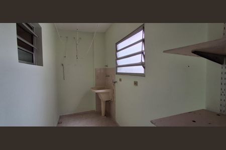 Apartamento à venda com 79m², 2 quartos e 2 vagasÁrea de Serviço 