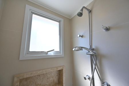 Apartamento para alugar com 175m², 3 quartos e 3 vagas Apartamento para alugar com 175m², 3 quartos e 3 vagasBanheiro da Suite 2