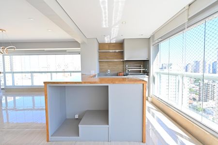 Apartamento para alugar com 175m², 3 quartos e 3 vagas Apartamento para alugar com 175m², 3 quartos e 3 vagasSala