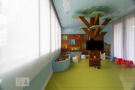 Apartamento para alugar com 175m², 3 quartos e 3 vagas Apartamento para alugar com 175m², 3 quartos e 3 vagasBrinquedoteca