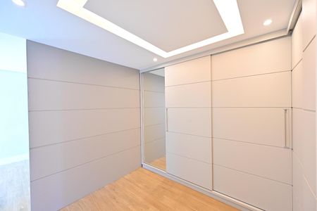 Apartamento para alugar com 175m², 3 quartos e 3 vagas Apartamento para alugar com 175m², 3 quartos e 3 vagasSuite 1