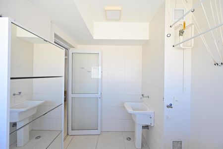 Apartamento para alugar com 175m², 3 quartos e 3 vagas Apartamento para alugar com 175m², 3 quartos e 3 vagasLavanderia