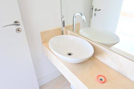 Apartamento para alugar com 175m², 3 quartos e 3 vagas Apartamento para alugar com 175m², 3 quartos e 3 vagasLavabo