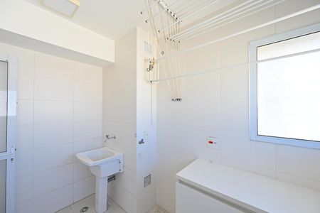 Apartamento para alugar com 175m², 3 quartos e 3 vagas Apartamento para alugar com 175m², 3 quartos e 3 vagasLavanderia