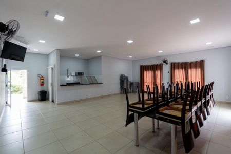 Apartamento à venda com 47m², 2 quartos e 1 vaga Apartamento à venda com 47m², 2 quartos e 1 vagaÁrea Comum - Salão de Festas