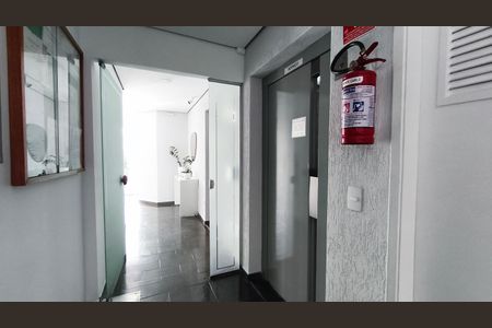 Apartamento para alugar com 45m², 1 quarto e 1 vagaElevadores