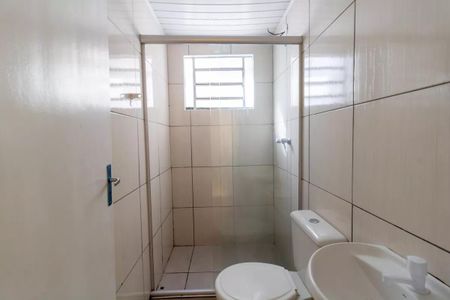Banheiro de casa à venda com 2 quartos, 150m² em Condomínio Maracanã, Santo André