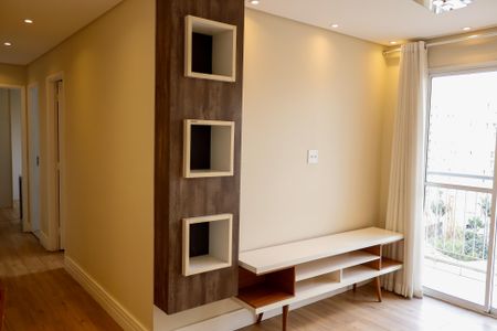 sala de apartamento para alugar com 2 quartos, 60m² em Presidente Altino, Osasco