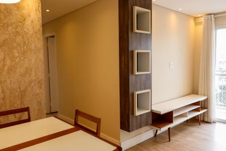 sala de apartamento para alugar com 2 quartos, 60m² em Presidente Altino, Osasco