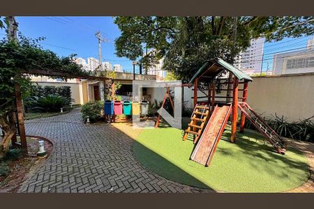 Apartamento à venda com 60m², 2 quartos e 1 vaga Apartamento à venda com 60m², 2 quartos e 1 vagaÁrea comum - Playground