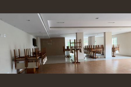 Apartamento para alugar com 132m², 3 quartos e 2 vagas Apartamento para alugar com 132m², 3 quartos e 2 vagasÁrea comum - Salão de festas