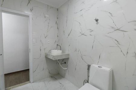 Casa à venda com 200m², 3 quartos e 4 vagasBanheiro