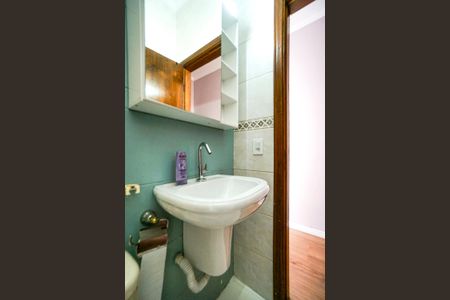 Casa à venda com 200m², 3 quartos e 2 vagasBanheiro Social 2