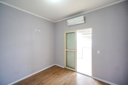 Casa à venda com 200m², 3 quartos e 2 vagasQuarto 2