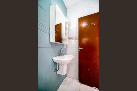 Casa à venda com 200m², 3 quartos e 2 vagasBanheiro da Suíte 