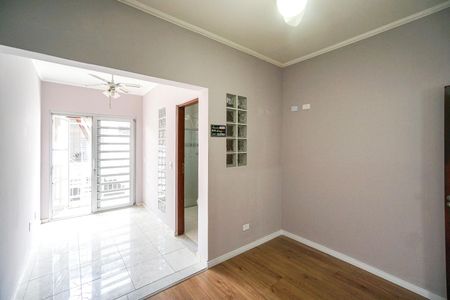 Casa à venda com 200m², 3 quartos e 2 vagasSuíte 