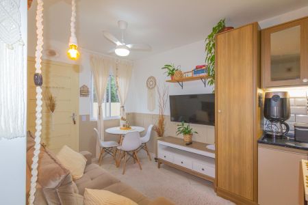 Casa de condomínio para alugar com 42m², 2 quartos e 1 vaga Casa de condomínio para alugar com 42m², 2 quartos e 1 vagaSala/Cozinha