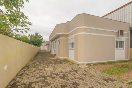 Casa de condomínio para alugar com 42m², 2 quartos e 1 vaga Casa de condomínio para alugar com 42m², 2 quartos e 1 vagaQuintal