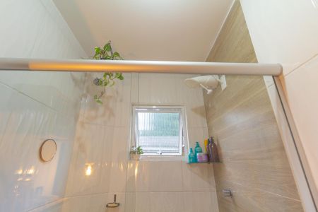 Casa de condomínio para alugar com 42m², 2 quartos e 1 vaga Casa de condomínio para alugar com 42m², 2 quartos e 1 vagaBanheiro