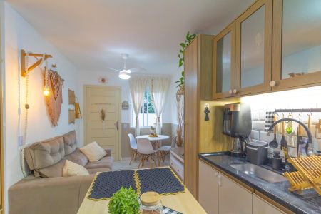 Sala/Cozinha de casa de condomínio para alugar com 2 quartos, 42m² em Fátima, Canoas
