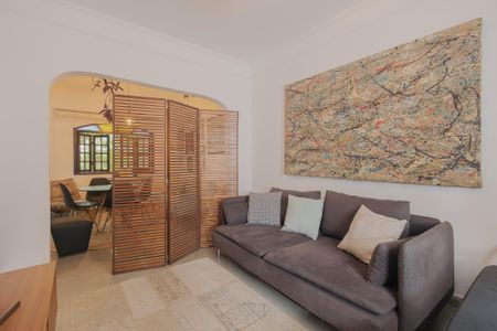 Sala de casa à venda com 3 quartos, 120m² em Cerqueira César, São Paulo
