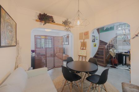 Sala de casa à venda com 3 quartos, 120m² em Cerqueira César, São Paulo