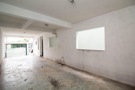 Casa à venda com 196m², 3 quartos e 4 vagas Casa à venda com 196m², 3 quartos e 4 vagasGaragem