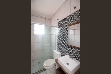 Casa à venda com 196m², 3 quartos e 4 vagas Casa à venda com 196m², 3 quartos e 4 vagasBanheiro da Suíte