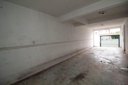 Casa à venda com 196m², 3 quartos e 4 vagas Casa à venda com 196m², 3 quartos e 4 vagasGaragem