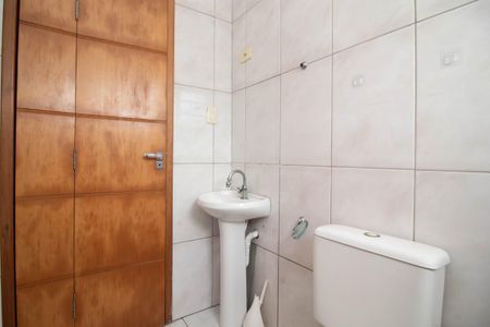 Casa à venda com 196m², 3 quartos e 4 vagas Casa à venda com 196m², 3 quartos e 4 vagasBanheiro