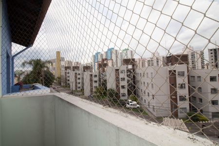 Casa à venda com 196m², 3 quartos e 4 vagas Casa à venda com 196m², 3 quartos e 4 vagasVaranda da Suíte