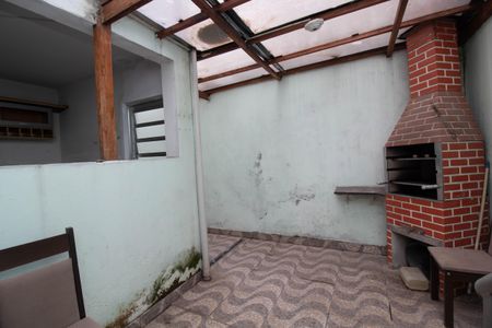 Casa à venda com 196m², 3 quartos e 4 vagas Casa à venda com 196m², 3 quartos e 4 vagasÁrea externa - Churrasqueira