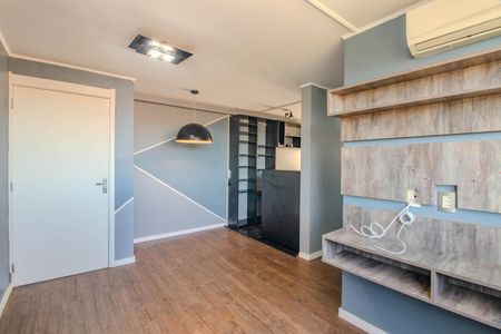 Sala de apartamento à venda com 2 quartos, 45m² em Sarandi, Porto Alegre