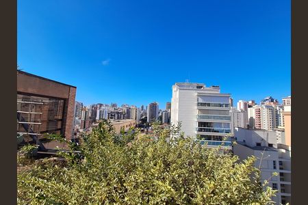 Apartamento para alugar com 246m², 3 quartos e 3 vagasVista