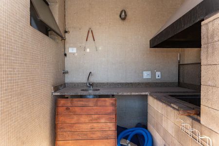 Apartamento para alugar com 246m², 3 quartos e 3 vagasChurrasqueira Cobertura