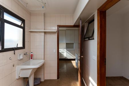 Área de Serviço de apartamento para alugar com 3 quartos, 246m² em Perdizes, São Paulo