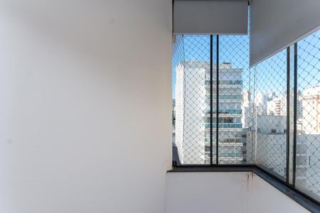 Varanda Quarto 1 de apartamento para alugar com 3 quartos, 246m² em Perdizes, São Paulo