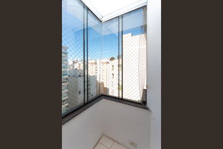 Apartamento para alugar com 246m², 3 quartos e 3 vagasVaranda Quarto 2
