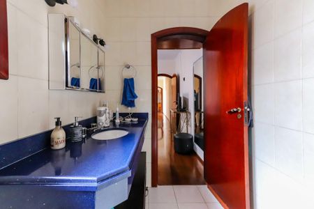 Casa à venda com 210m², 3 quartos e 3 vagasQuarto 3 - Suíte