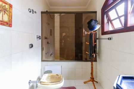 Casa à venda com 210m², 3 quartos e 3 vagasQuarto 3 - Suíte