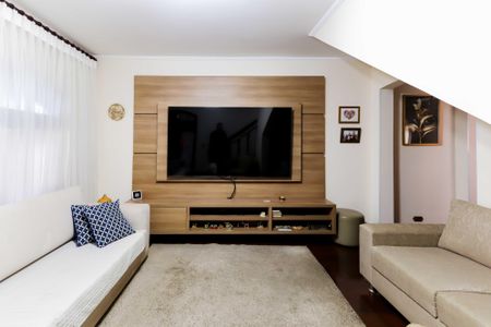 Casa à venda com 210m², 3 quartos e 3 vagasSala