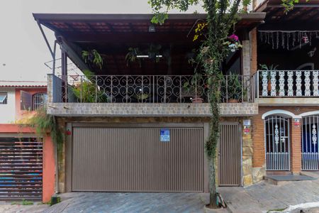 Casa à venda com 210m², 3 quartos e 3 vagasFachada
