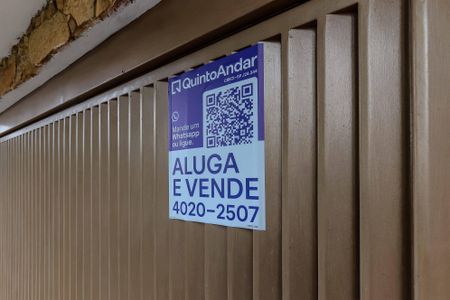 Casa à venda com 210m², 3 quartos e 3 vagasFachada