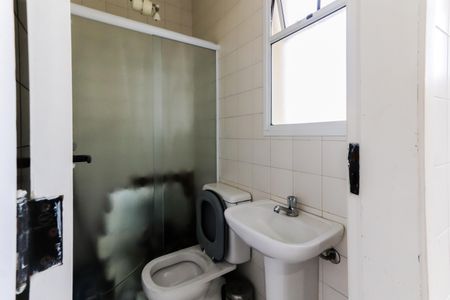 Casa de condomínio à venda com 220m², 3 quartos e 2 vagas Casa de condomínio à venda com 220m², 3 quartos e 2 vagasLavanderia - Banheiro de Serviço