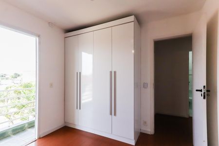 Casa de condomínio à venda com 220m², 3 quartos e 2 vagas Casa de condomínio à venda com 220m², 3 quartos e 2 vagasQuarto 3