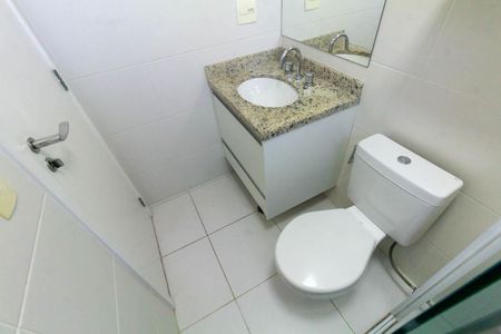 Apartamento para alugar com 60m², 2 quartos e 1 vaga Apartamento para alugar com 60m², 2 quartos e 1 vagaBanheiro 1